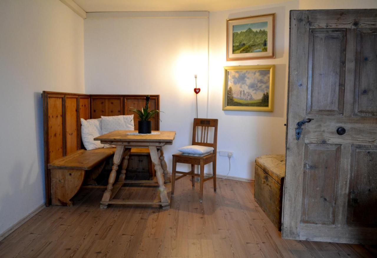 Urige Ferienwohnung Steiger- Alloggio Unico Steiger Bressanone Bagian luar foto