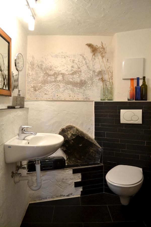 Urige Ferienwohnung Steiger- Alloggio Unico Steiger Bressanone Bagian luar foto